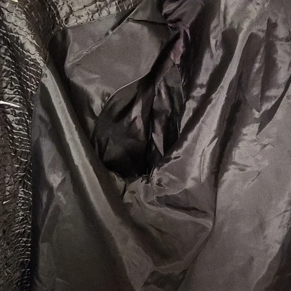 Vintage Black Trench Coat - Picture 7 of 10